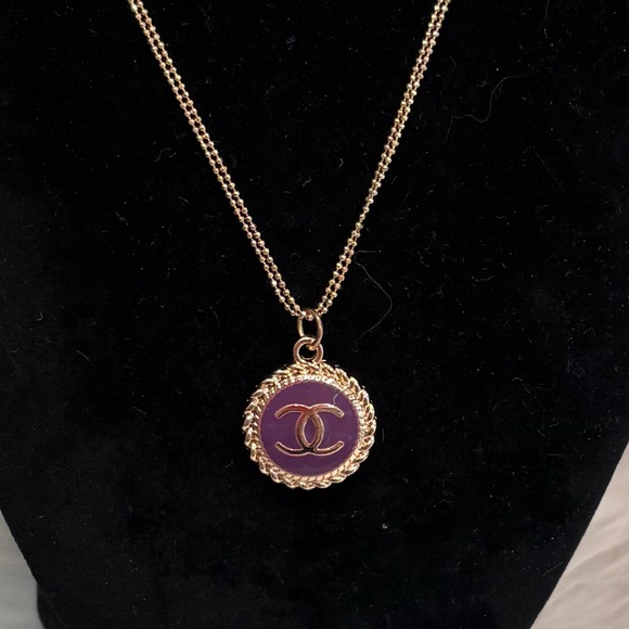 CC stamped zipper pull - Picture 1 of 3